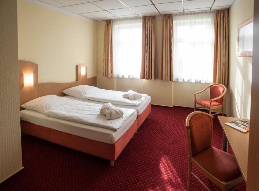 Johanniterhotel Nieder Weisel المظهر الخارجي الصورة